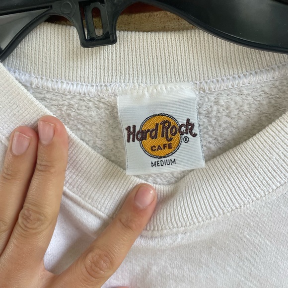 ⚡️hard rock cafe sweatshirt ⚡️ - Picture 2 of 2